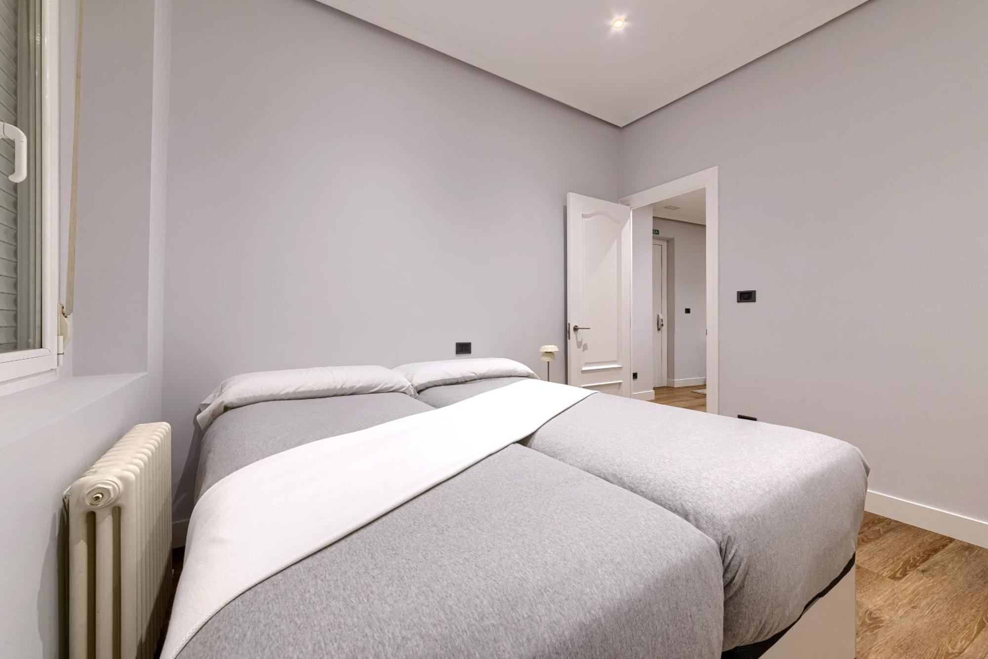 Encantadora Vivienda Turistica A Orillas De La Ria Bilbao Luaran gambar